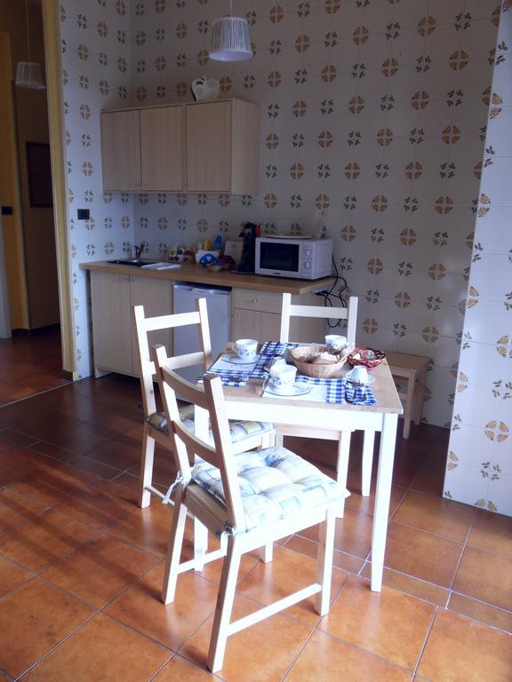 Leucosia Bed & Breakfast Salerno Zimmer foto
